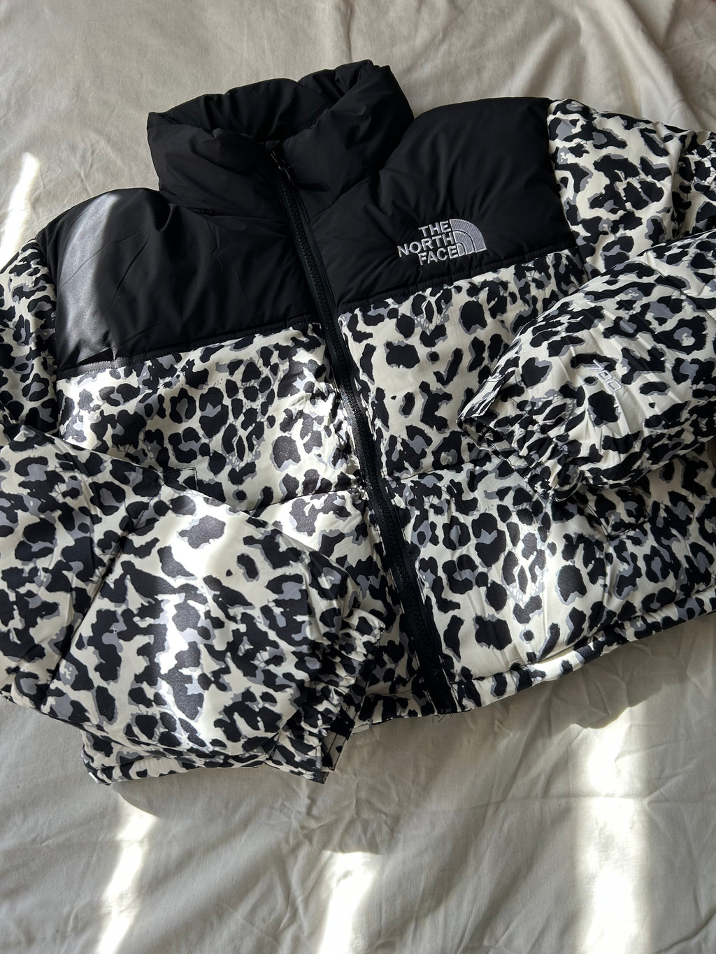 Retro nupse 700 Crop print blanca